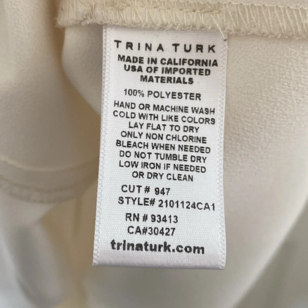 Trina Turk Ruffle Collar Sleeveless Blouse. Size Medium - Picture 6 of 6